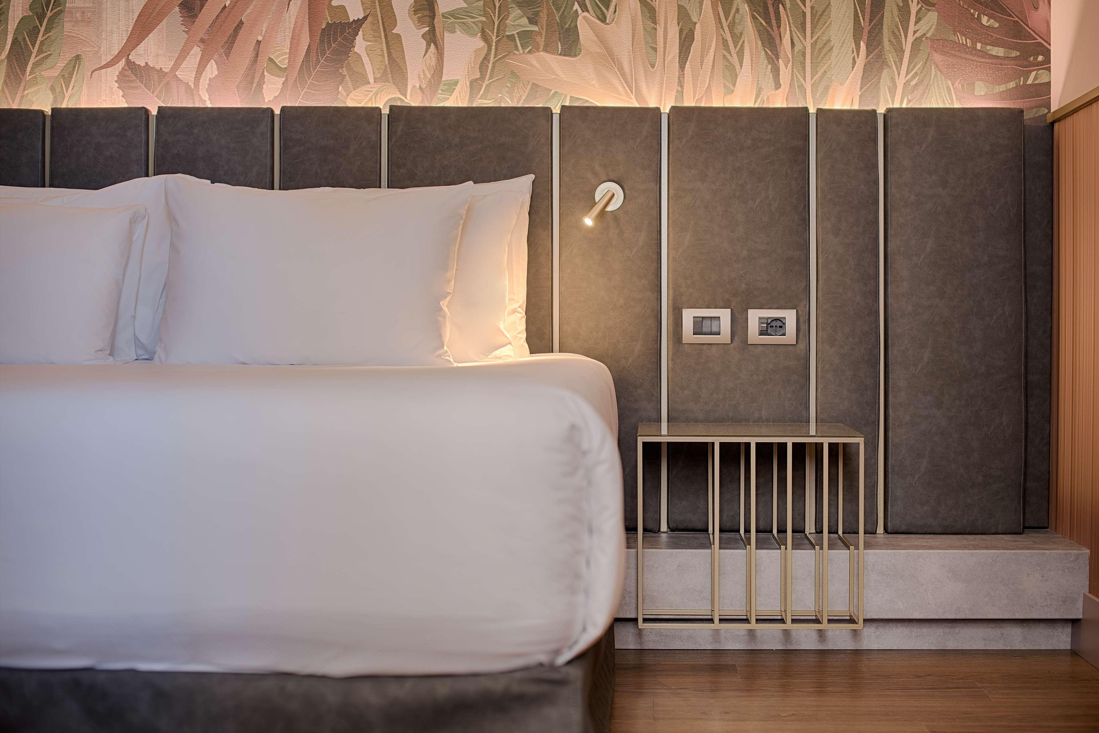เอ็นเอช มิลาโน ทัวริ่ง Hotel มิลาน ภายนอก รูปภาพ